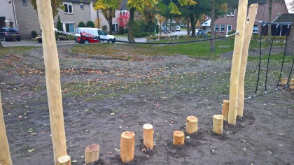 stapstammen met touw 1