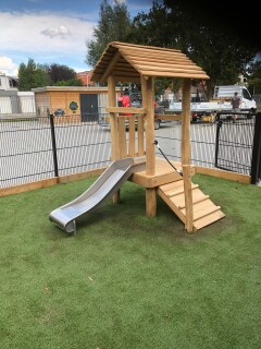 kleutertoren met dak rvs