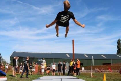 12SPRINGS-Airtrack-zwart-teamtantum