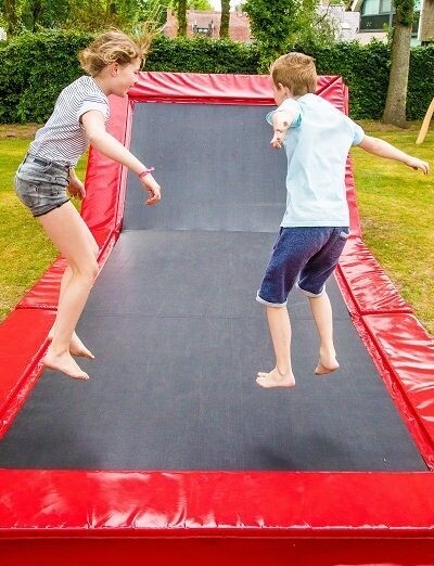 12SPRINGS-CURVE-ONE-Trampoline-One-Side-Flat-OSF-2