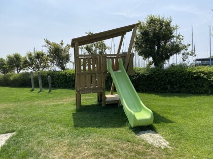 speeltoestel safari white rhino vooraanzicht