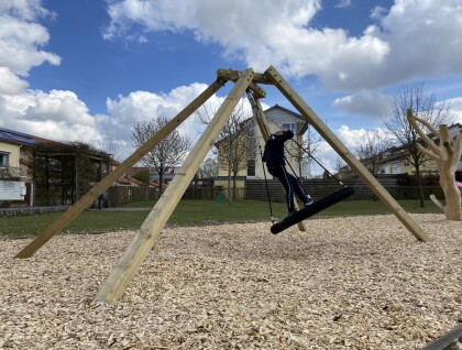 nestschommel baobab white rhino